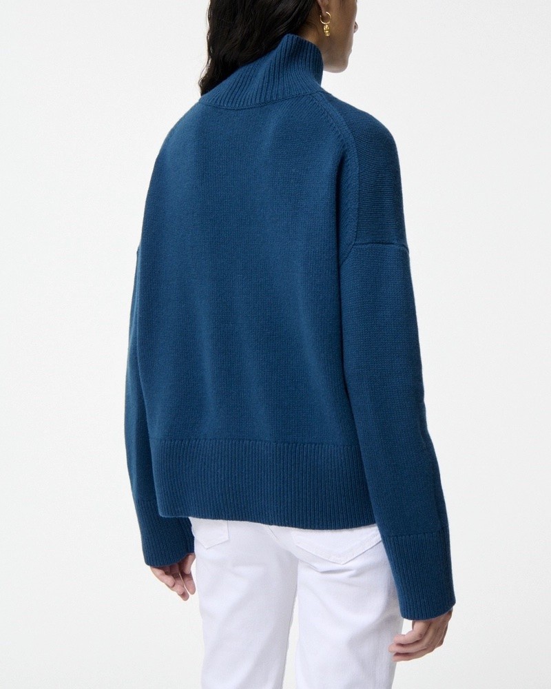 Vanessa Bruno Malo Turtleneck Petrol på model set bagfra