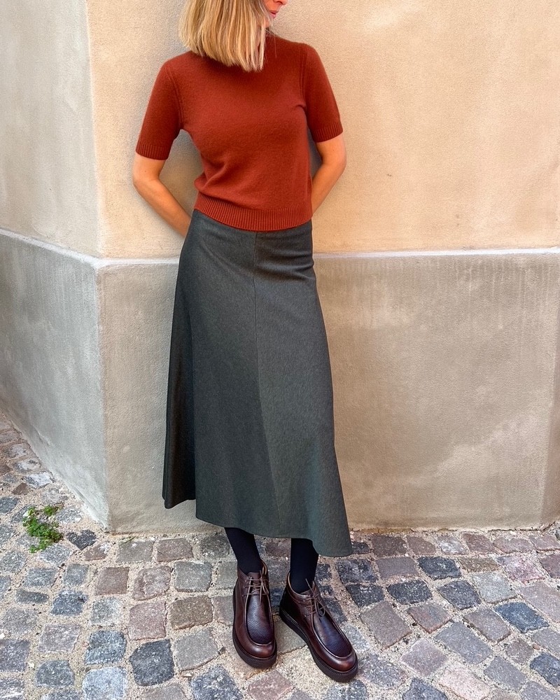 Model billede af Vanessa Bruno Boushra Khaki Nederdel