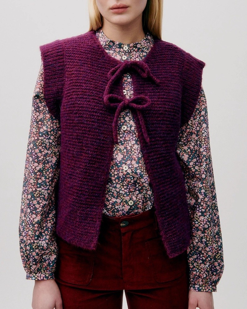 Model billede af Apof Gia Vest Prune Purple Strikvest