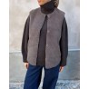 Model billede af  Benedikte Utzon Heidis Taupe Rulams Vest