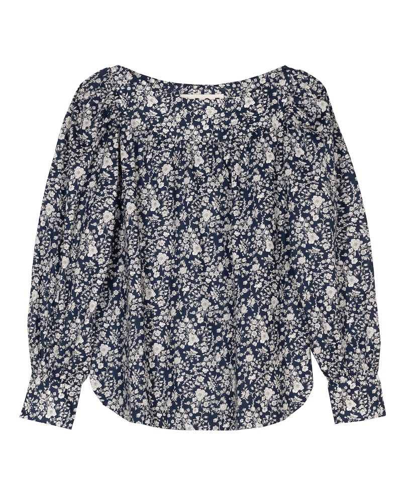Pack shot af Apof Nova Blouse Summer Bloom bluse på neutral baggrund