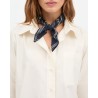 Model billede af Skall Studio Floral Scarf Navy