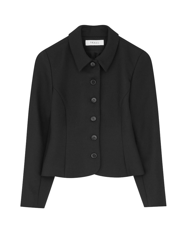 Pack shot af Skall Studio Ari Jacket Black på neutral baggrund