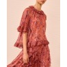 Model billede af Ulla Johnson Helaine Flowy Short Sleeve Top Oleander