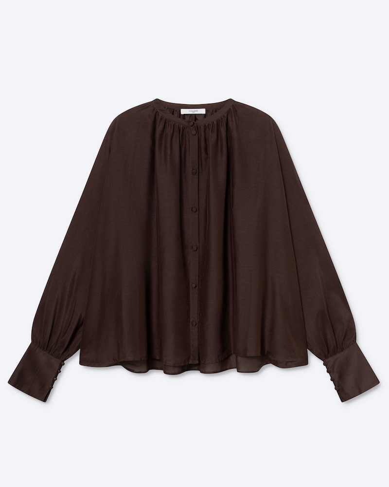 Pack shot af 1979 Allona Blouse Chestnut på neutral baggrund