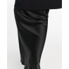 Close up af Dorothee Schumacher Sense Of Shine Skirt Pure Black på model