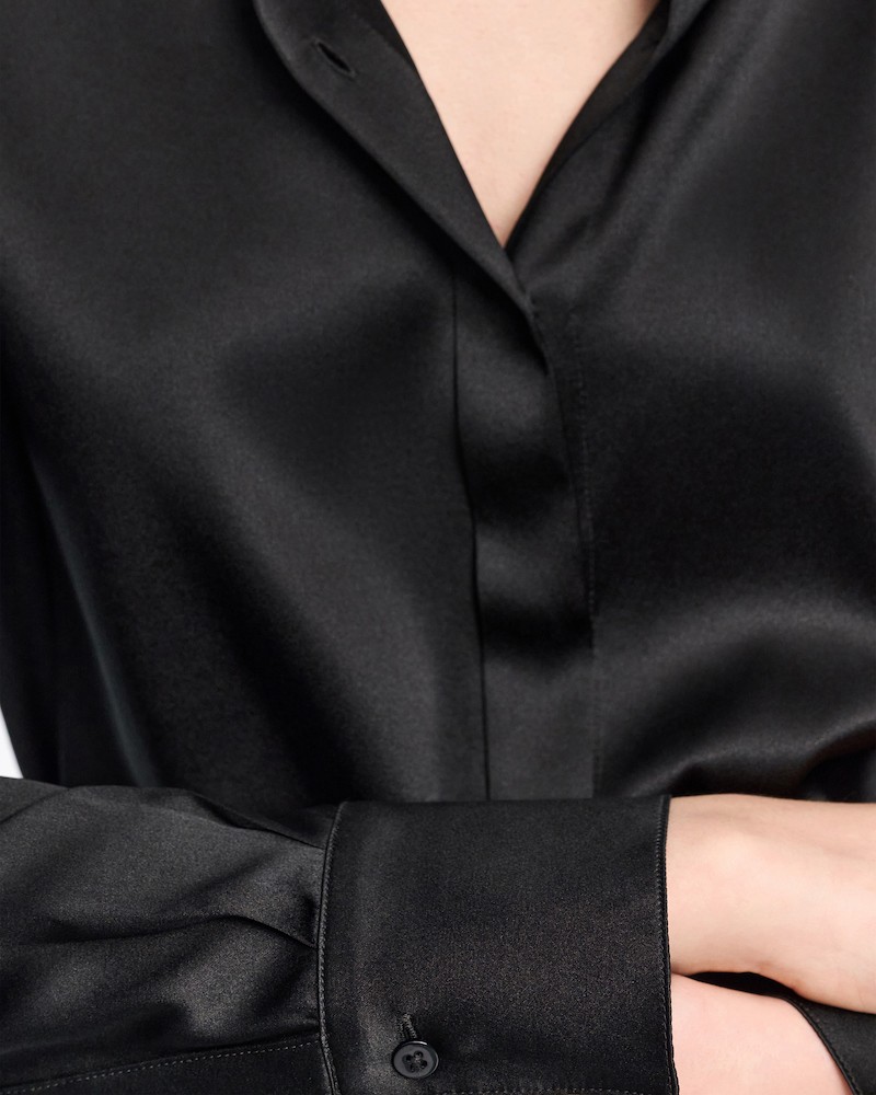 Close up af Dorothee Schumacher Sense Of Shine Blouse Pure Black