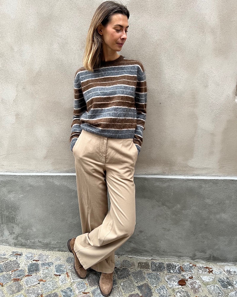 Model billede af Guest In Residence Grizzly Stripe Crew Charcoal Combo