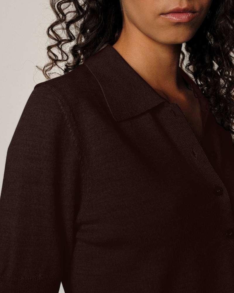 Close up af Herskind Kaspar Knit Cardigan Mahogany