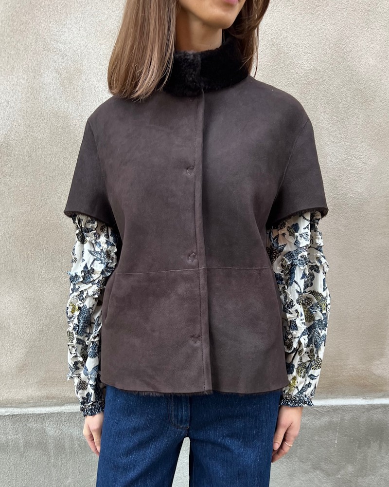 Model billede af Benedikte Utzon Rosilie vendbar rulams jakke