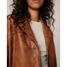 Close up af Herskind Marina Leather Jacket Waxed Cognac