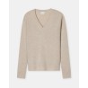 Pack shot af Closed Cashmere V-Neck Clay Beige på neutral baggrund