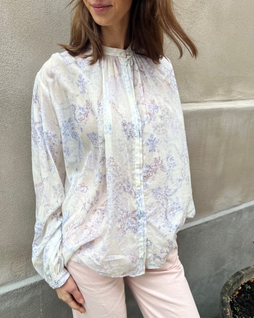 Model billede af Forte Forte Shirt Cotton Voile Bohemian Glicine