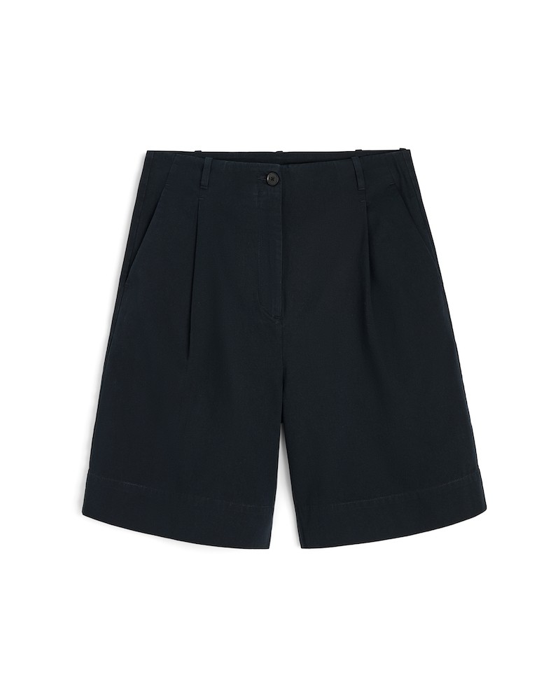 Pack shot af Aiayu Willy Shorts Black Navy på neutral baggrund