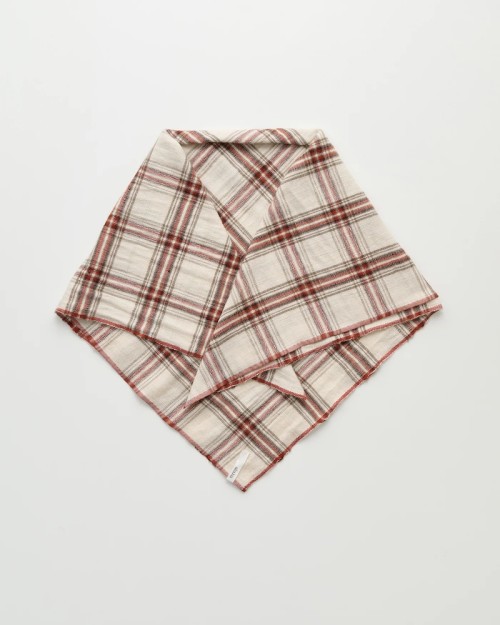 Pack shot af Aiayu Shilpa Scarf Mix Osaka på neutral baggrund