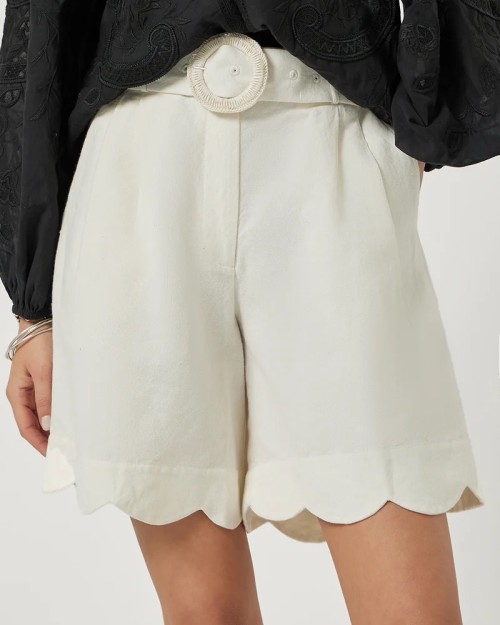 Model billede af Scarlett Poppies Basica Shorts Papyrus Offwhite