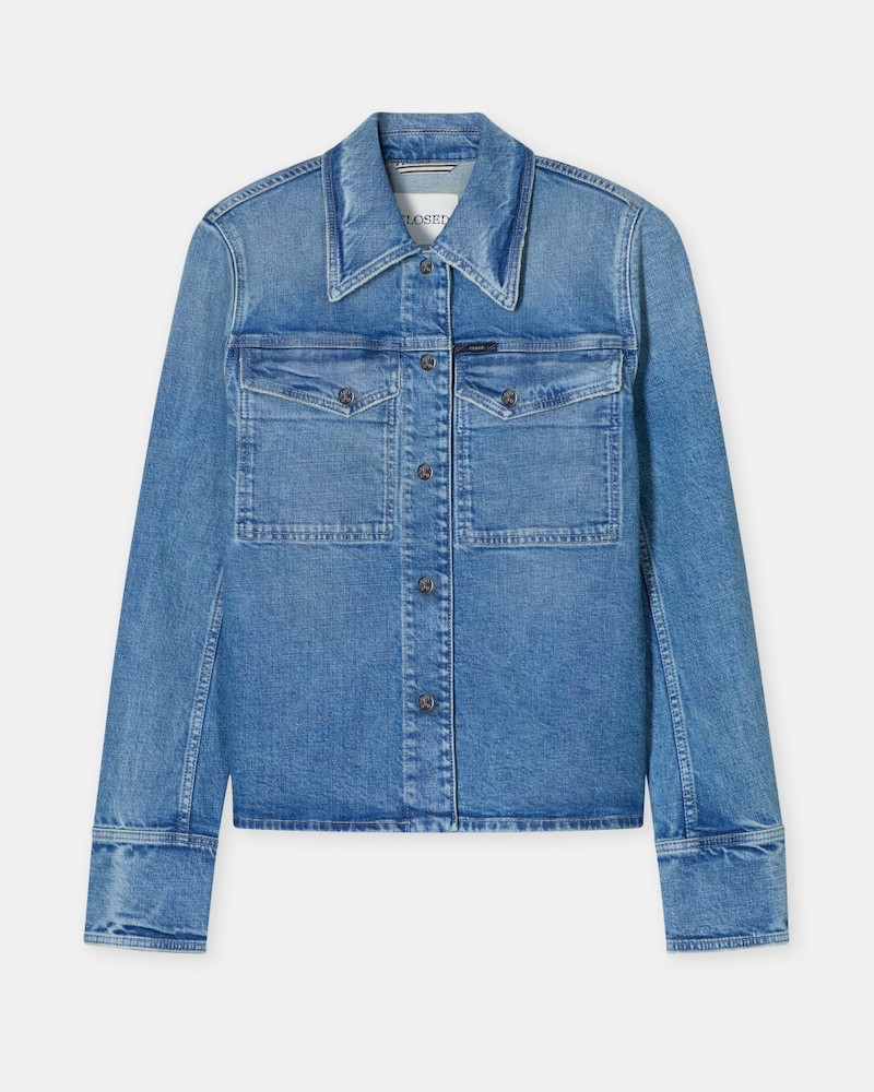 Pack shot af Closed Utility Denim Jacket Mid Blue på neutral baggrund