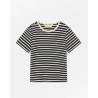 Pack shot af Skall Studio Marron Regular Tee Navy/Offwhite Stripe