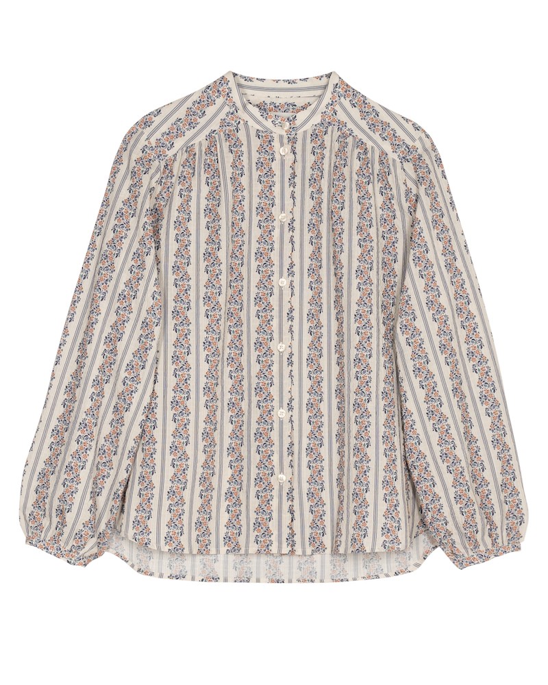 Pack shot af Apof Nicole Shirt Provence Cream på neutral baggrund