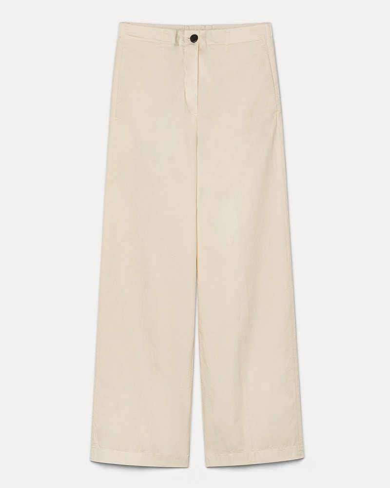 Pack shot af Pomandére Pants Chalk på neutral baggrund