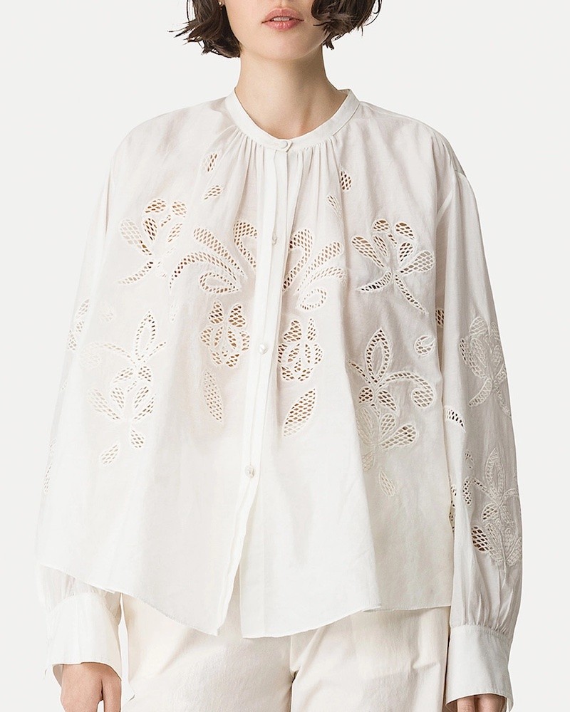 Model billede af Forte Forte Lunamaris Embrodery Voile Shirt Avorio