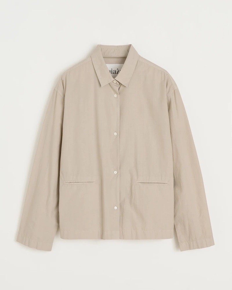 Pack shot af Aiayu Atla Shirt Dried Herb