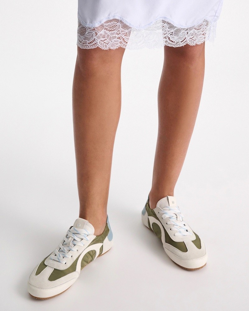 Model billede af Dorothee Schumacher Sporty Softness Sneaker Khaki Combo