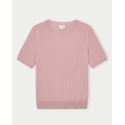 Pack shot af Herskind Thora Knit Cashmere T-shirt Soft Pink på neutral baggrund