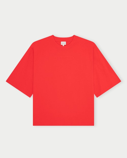 Pack shot af Herskind T-shirt rød på neutral baggrund