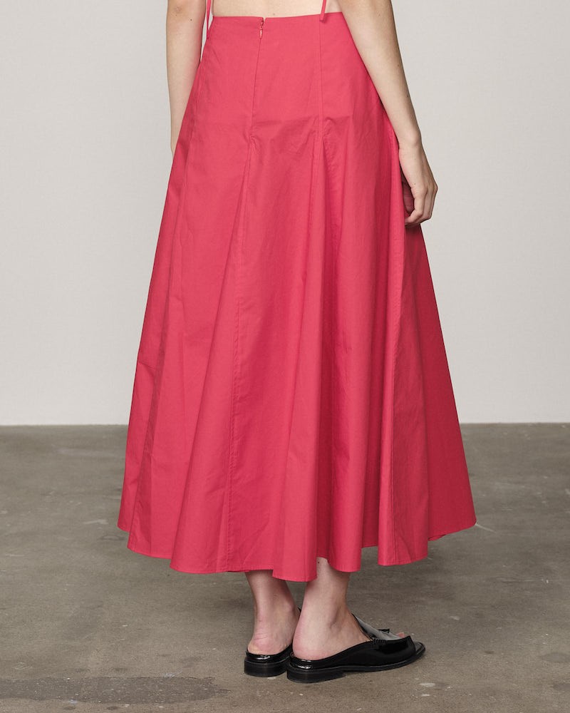 Model billede af Herskind Rød Greta nederdel set bagfra