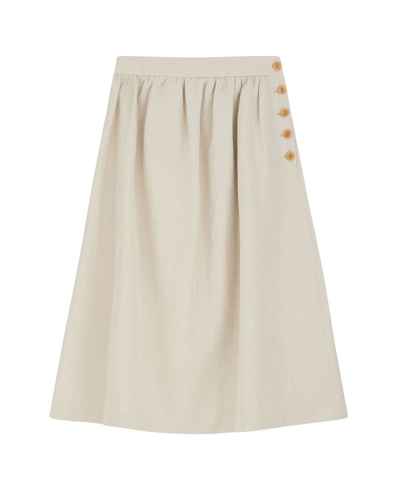 Pack shot af Skall Studio Clementine Skirt Natural på neutral baggrund