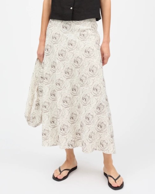 Model billede af Skall Studio Mila Skirt Ecru