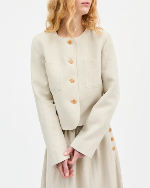 Model billede af Skall Studio Clementine Jacket Natural