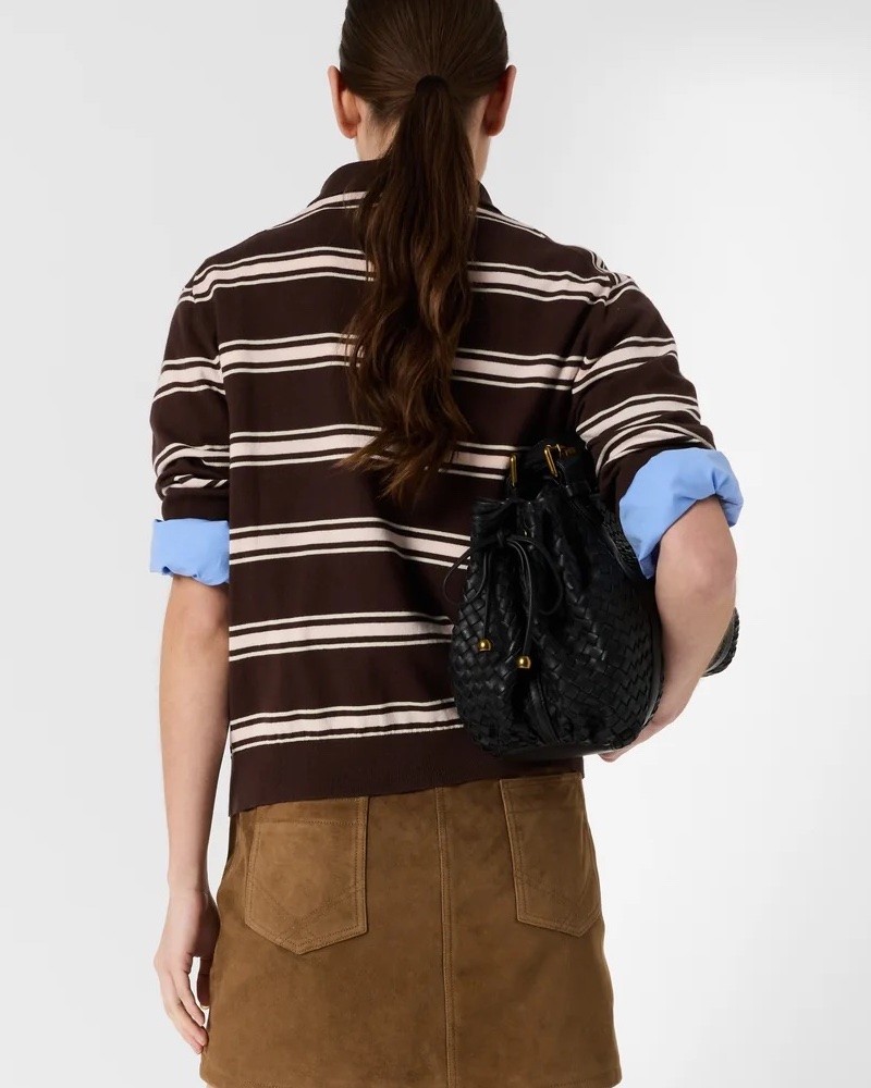Gerard Darel Leila Polo Brown på model set bagfra
