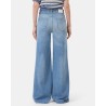 Model billede af Closed Glow Up Jeans Mid Blue bagfra