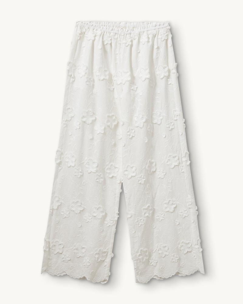 The Garment Fleur Pants Cream   ecru bukser på neutral baggrund