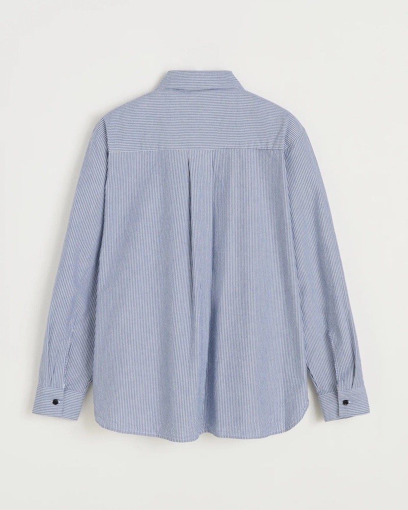 Close up af Aiayu Paulina Shirt Striped Mix Blue Boy set bagfra