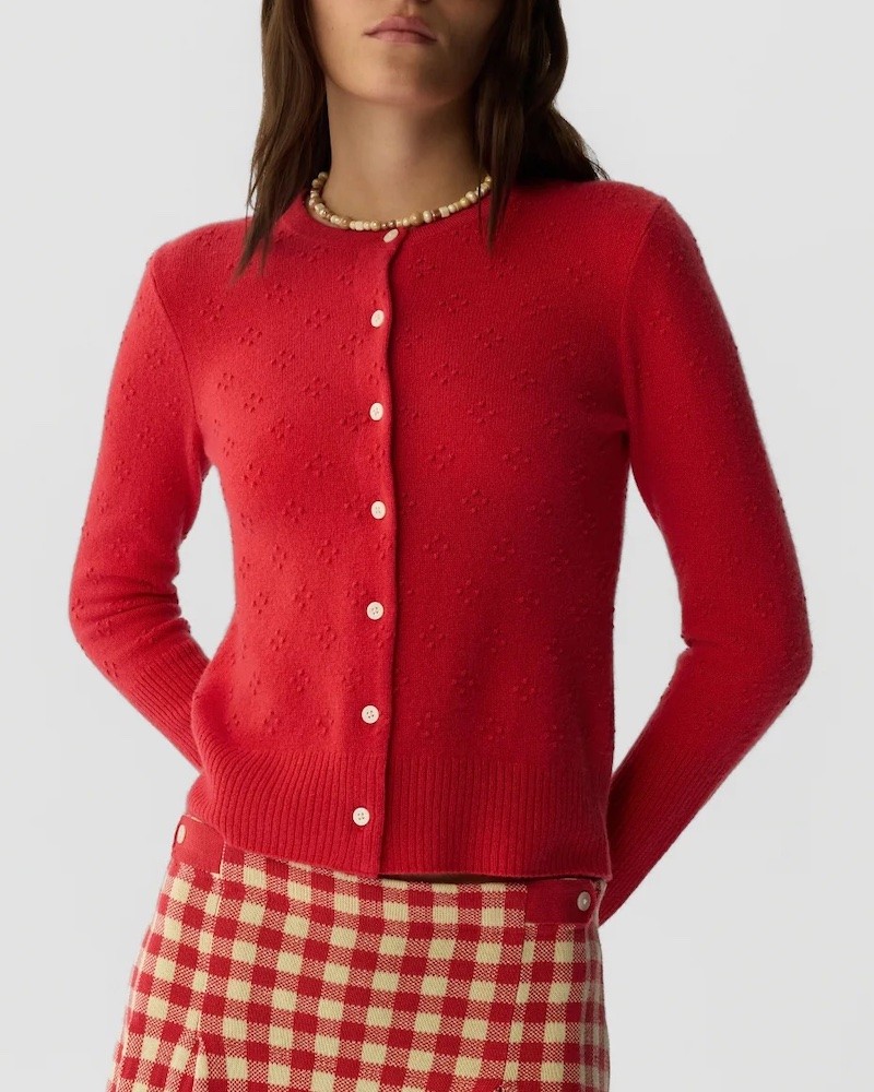 Model billede af Guest In Residence Compass Jane Cardigan Scarlet
