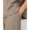 Close up af Leveté Room Naja 7 Pants Brown Melange