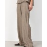 Model billede af Leveté Room Naja 7 Pants Brown Melange
