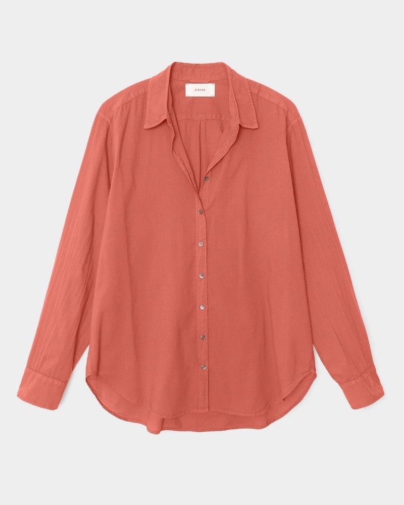 Pack shot af Xirena Beau Shirt Cinnabar X5CTP111 på neutral baggrund