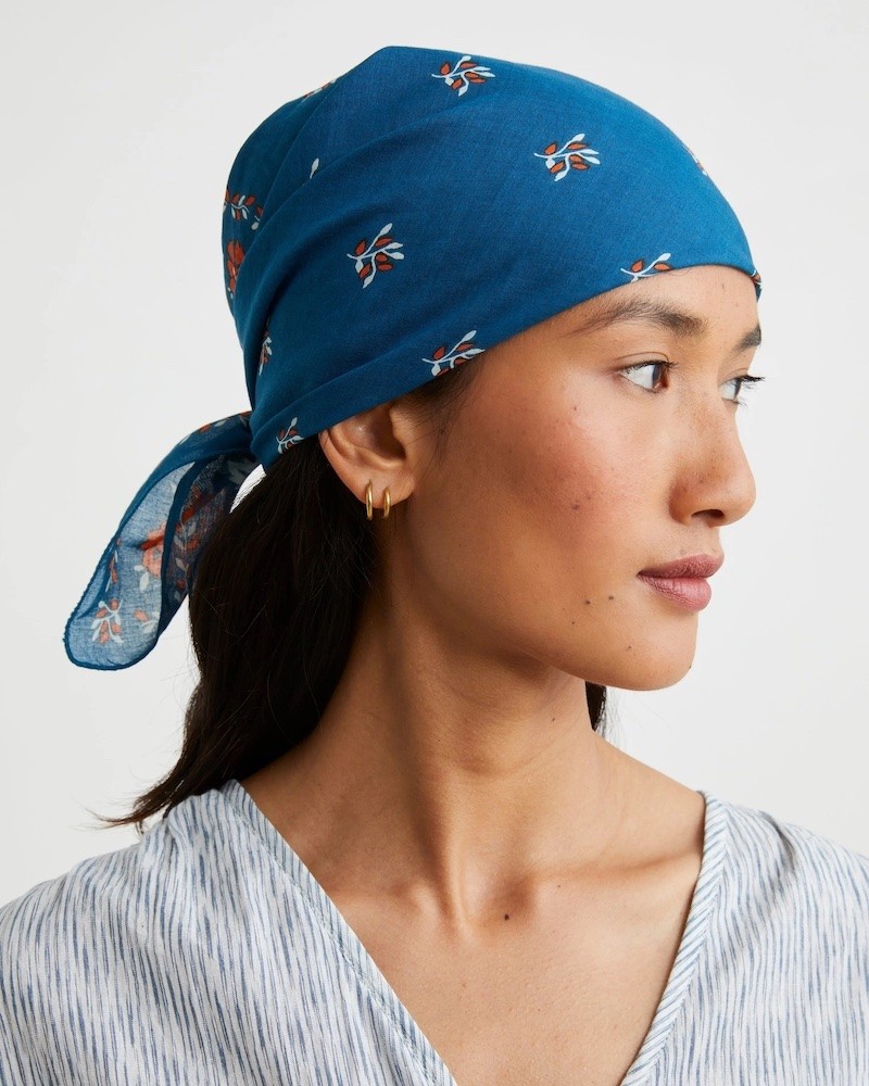 Model billede af Moismont Fichu Scarf 652 Indigo