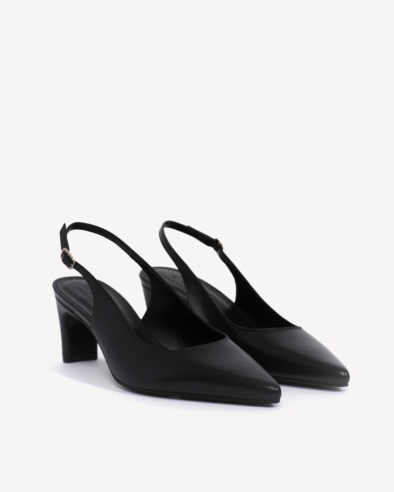 Dico Copenhagen Liz Slingback Calfskin Black sort pump på neutral baggrund