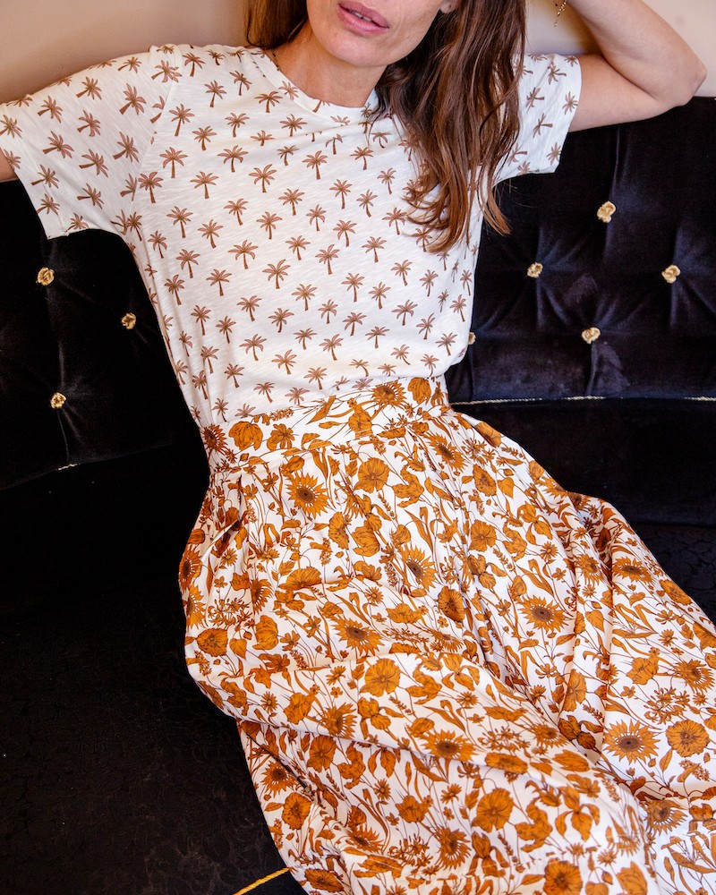 Apof Cia T-shirt Palm kortærmet på model set forfra