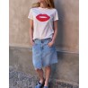 Apof Cil T-shirt One Kiss kortærmet tee på model