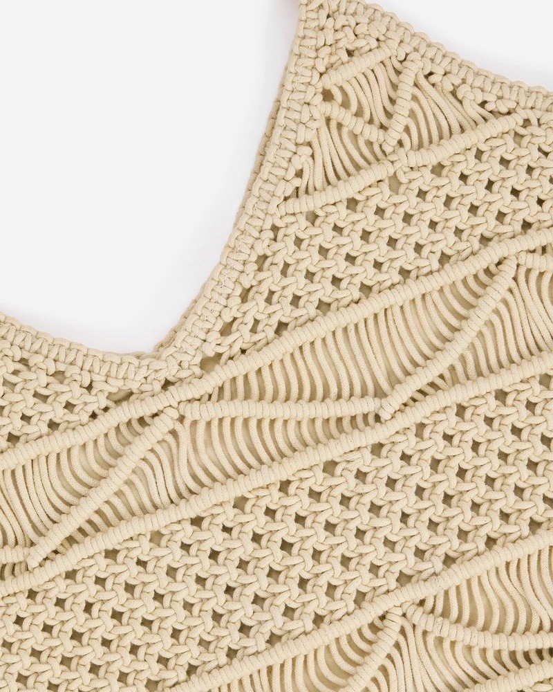 Close up af Vanessa Bruno Panier Bag Ecru