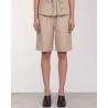 Model billede af Leveté Room Riot 1 Shorts Beige Melange