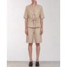 Model billede af Leveté Room Riot 1 Shorts Beige Melange